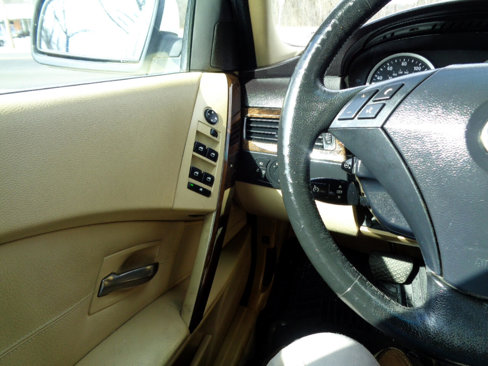 Used 2006 BMW 530i Sedan image 25