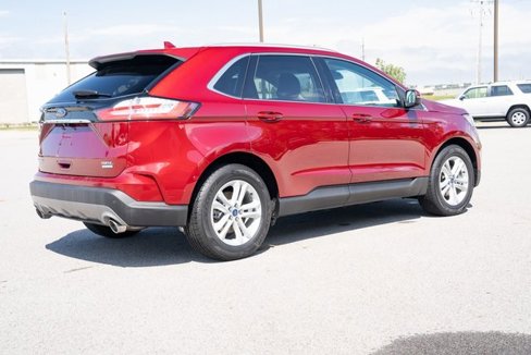 Used 2019 Ford Edge SEL w/ Equipment Group 201A image 6
