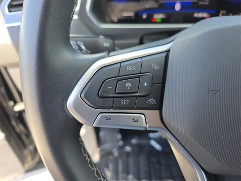 Certified 2023 Volkswagen Tiguan S image 30