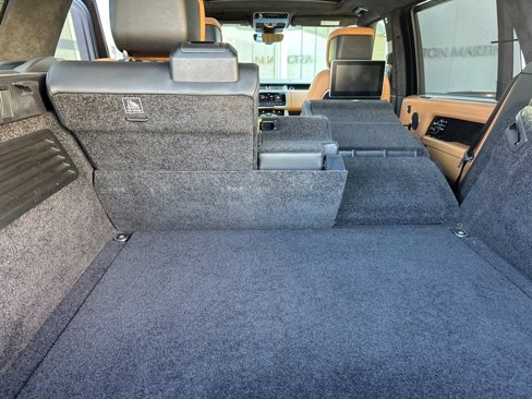Used 2018 Land Rover Range Rover Long Wheelbase Autobiography image 15