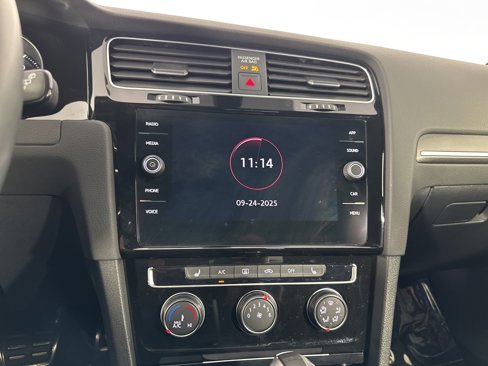 Used 2019 Volkswagen GTI SE w/ SE Experience Package image 16