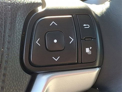 Used 2016 Toyota Highlander Limited image 23