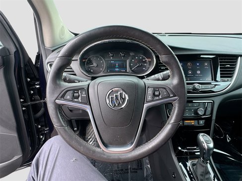 Used 2022 Buick Encore Preferred w/ Safety Package image 7