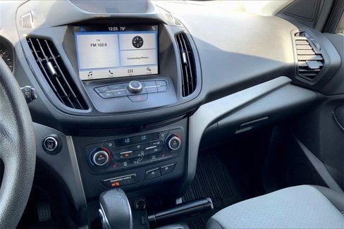 Used 2019 Ford Escape SE image 35
