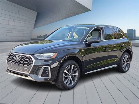 Certified 2023 Audi Q5 2.0T Premium Plus w/ Premium Plus Package image 3