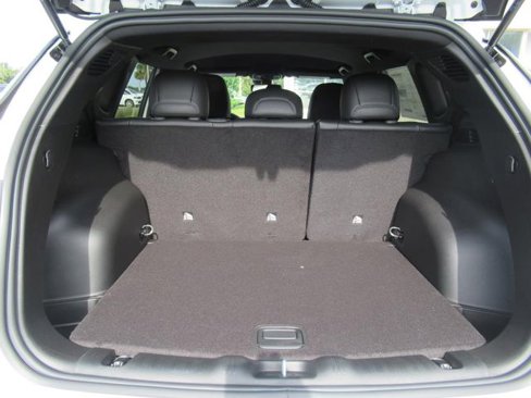 New 2025 Jeep Compass Latitude w/ Mopar Graphics Package image 29