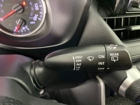 Used 2020 Toyota RAV4 LE image 15