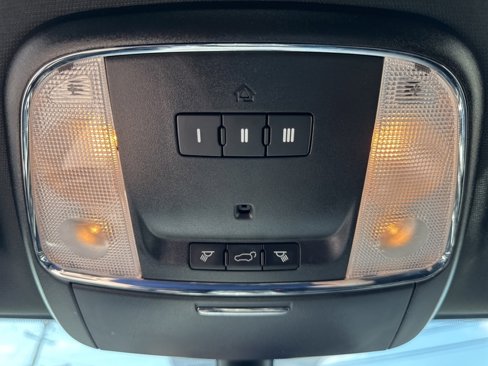 Used 2018 Jeep Grand Cherokee Limited image 45