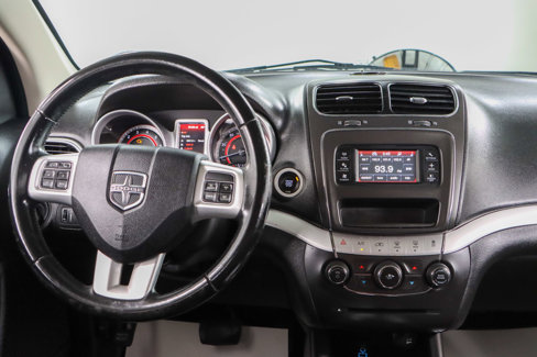 Used 2020 Dodge Journey SE w/ SE Popular Equipment Group image 16