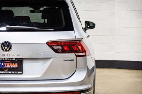 Used 2022 Volkswagen Tiguan SE R-Line image 10