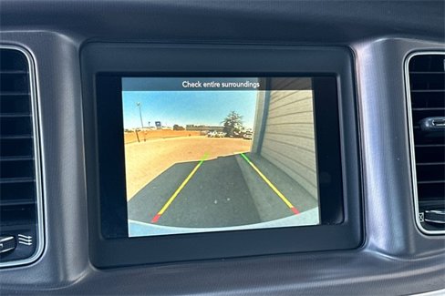 Used 2019 Dodge Charger SXT image 19