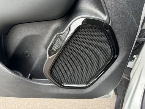 Used 2018 Jeep Renegade Altitude image 20