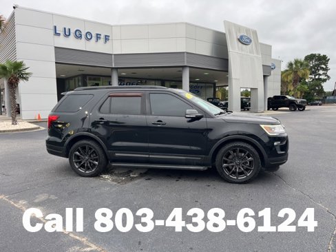 Used 2018 Ford Explorer XLT w/ Equipment Group 202A image 2