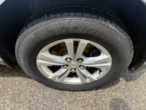 Used 2015 Chevrolet Equinox LS image 19