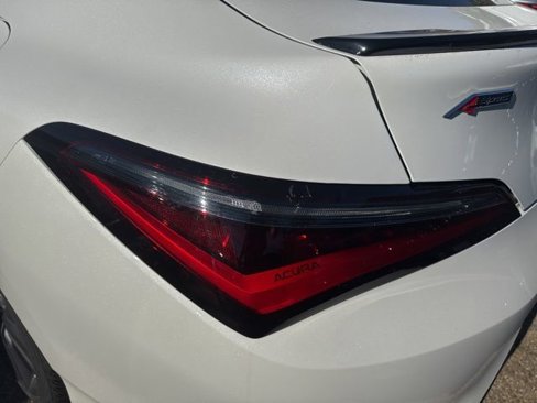 Used 2023 Acura Integra A-Spec image 9