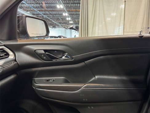 Used 2019 GMC Acadia SLT image 43