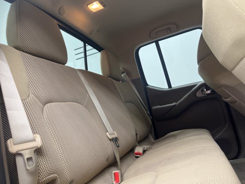 Used 2015 Nissan Frontier SV w/ SV Value Truck Package image 22