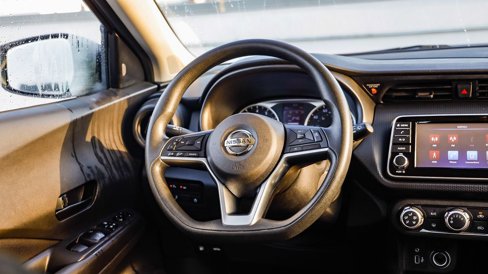 Used 2021 Nissan Kicks S image 16