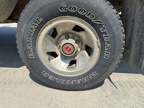 Used 1993 Ford F150 XL image 6