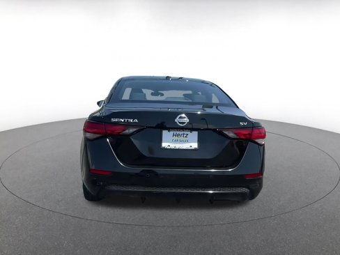 Used 2023 Nissan Sentra SV image 12