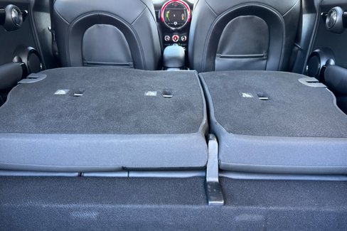 Used 2018 MINI Cooper S image 17