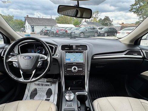 Used 2018 Ford Fusion Titanium image 39