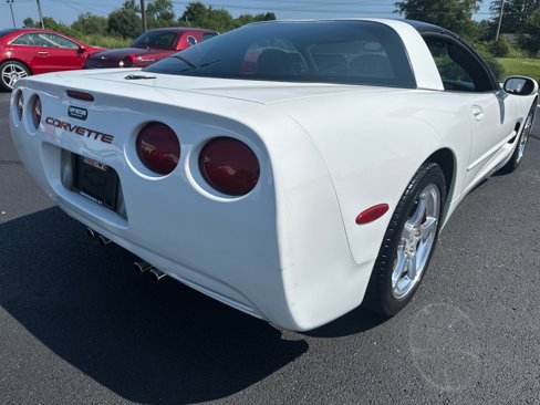 Used 2004 Chevrolet Corvette Coupe w/ Preferred Equipment Group image 7