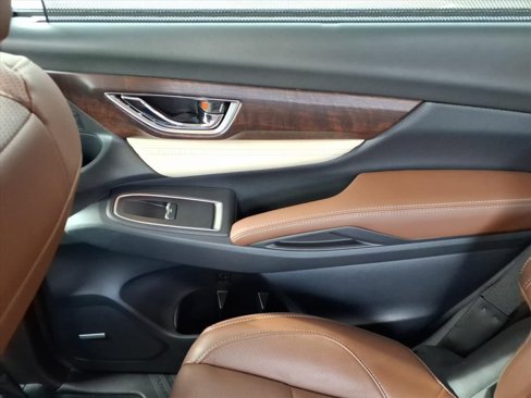 Used 2019 Subaru Ascent Touring w/ Popular Package #3 image 31