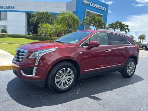 Used 2018 Cadillac XT5 Luxury w/ Driver Awareness Package image 2