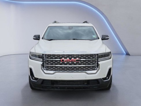 Used 2021 GMC Acadia AT4 w/ Technology Package image 2