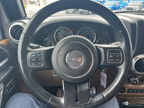 Used 2017 Jeep Wrangler Unlimited Sahara w/ Connectivity Group image 23