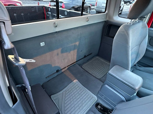 Used 2003 Nissan Frontier XE image 18