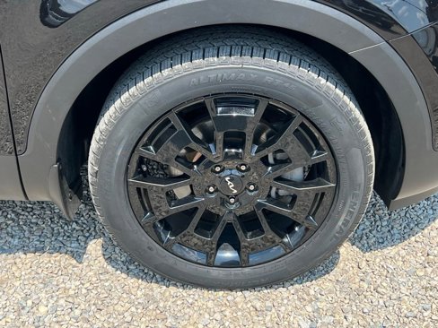 Used 2022 Kia Telluride EX w/ EX Premium Package image 10