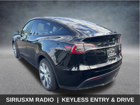 Used 2021 Tesla Model Y Long Range image 6