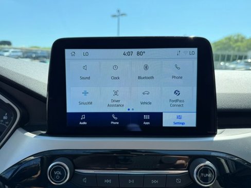 Used 2022 Ford Escape SE w/ SE Sport Appearance Package image 25