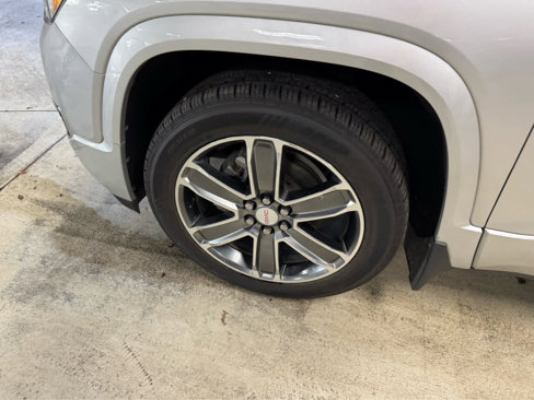 Used 2019 GMC Acadia Denali w/ Technology Package image 10