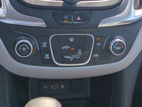 Used 2023 Chevrolet Equinox LT image 23