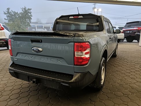 Used 2022 Ford Maverick XL image 5