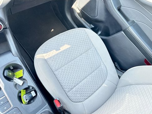 Certified 2022 Ford Escape SE image 21