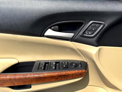 Used 2012 Honda Accord EX-L image 24