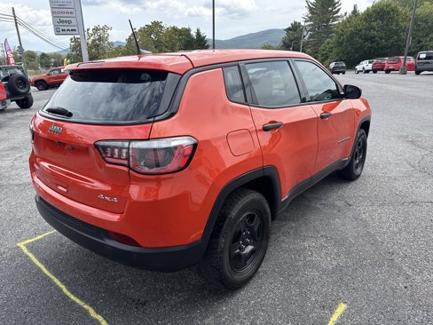 Used 2018 Jeep Compass Sport w/ Tech Group image 5
