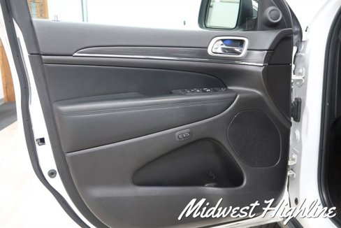 Used 2021 Jeep Grand Cherokee Limited image 22