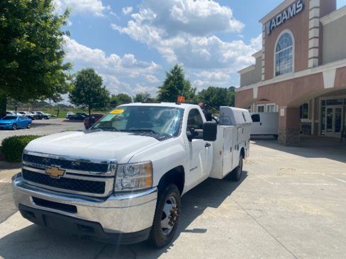 Used 2013 Chevrolet Silverado 3500 W/T image 1
