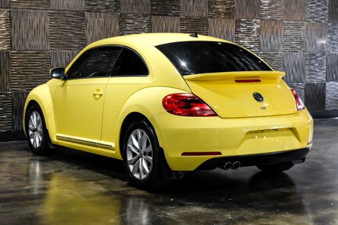 Used 2014 Volkswagen Beetle TDI image 15