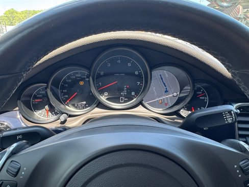 Used 2014 Porsche Panamera image 7