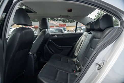 Used 2012 Volkswagen Jetta SE image 8