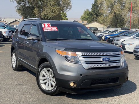 Used 2012 Ford Explorer XLT image 1