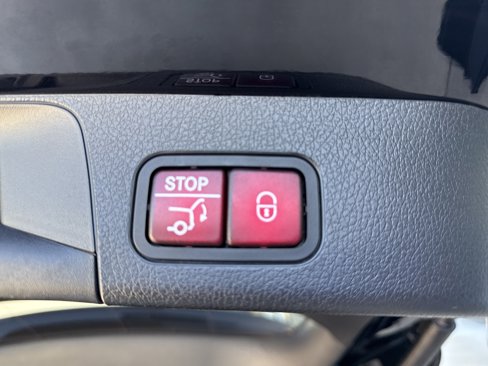 Certified 2021 Mercedes-Benz GLB 250 image 16