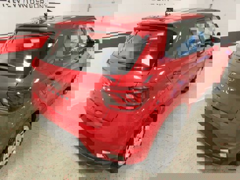 Used 2020 Hyundai Venue SE image 11
