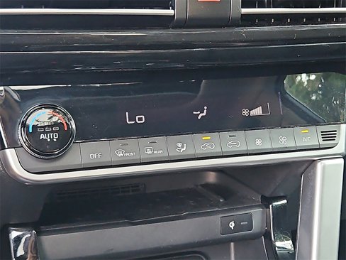 Certified 2021 Kia Seltos EX image 18